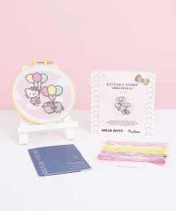 Crafts & Games^Stitch & Story Hello Kitty® X Pusheen® Cross-Stitch Kit